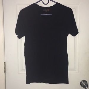 Black shirt sleeve t shirt